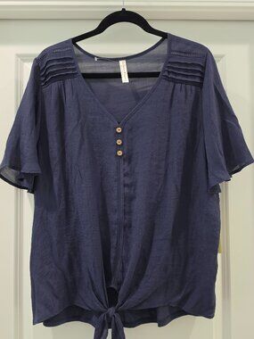 Summer Time Top with Fluttery Sleeves Navy